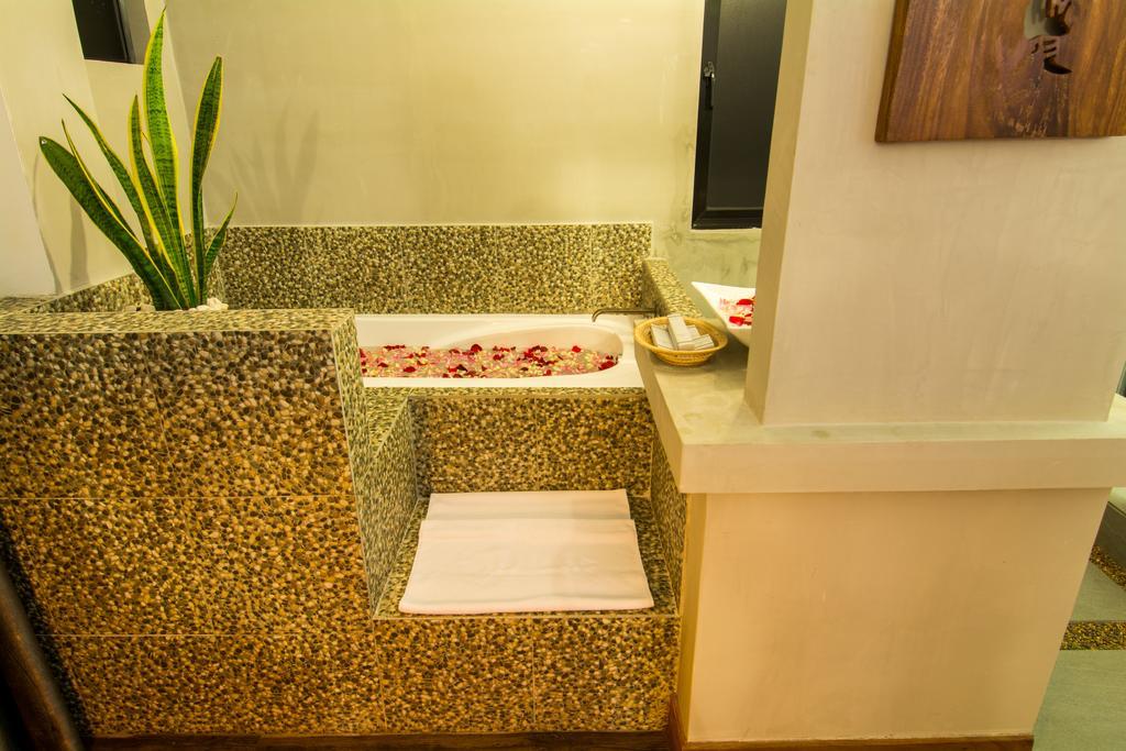 Double Leaf Boutique Hotel Phnom-Penh Buitenkant foto