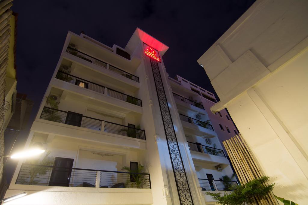 Double Leaf Boutique Hotel Phnom-Penh Buitenkant foto