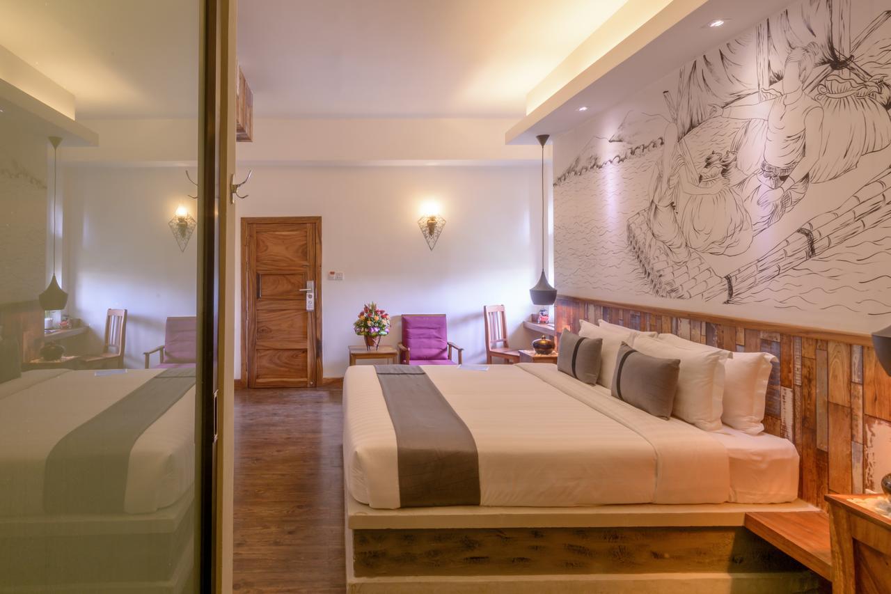 Double Leaf Boutique Hotel Phnom-Penh Buitenkant foto