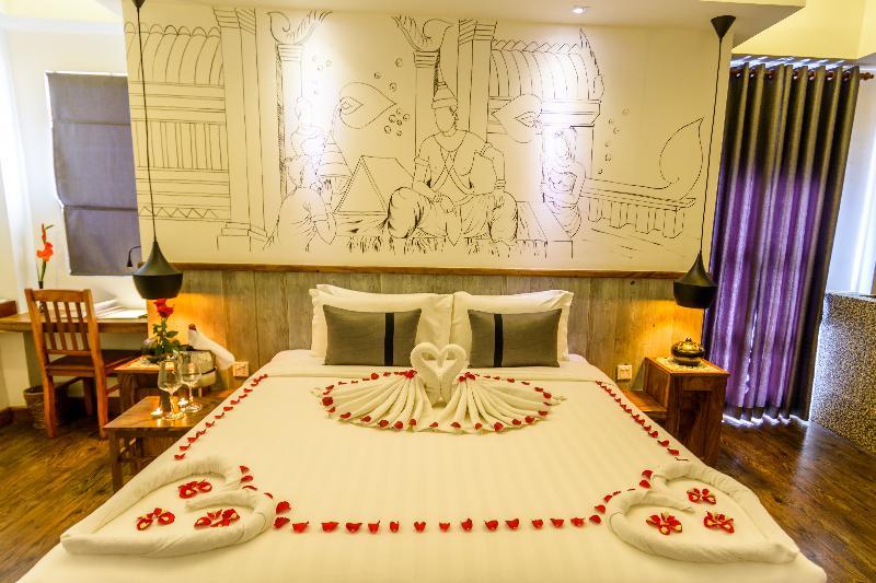 Double Leaf Boutique Hotel Phnom-Penh Buitenkant foto